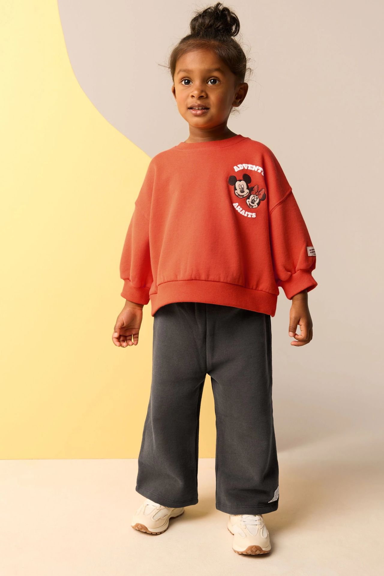 Yeni Sezon Kız Çocuk Minnie And Mickey Mouse Baskılı Pamuklu Sweatshirt ve Eşofman Altlı Ikili Takım