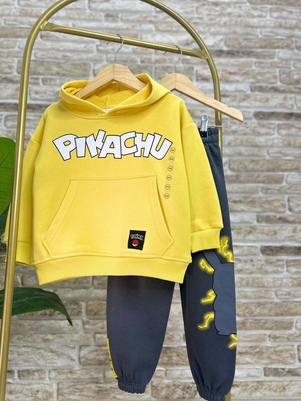 Yeni Sezon Erkek Çocuk Karakter Baskılı Pamuklu Kapüşonlu Sweatshirt ve Eşofman Alt-Üst Takım